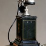 Антикварный датский настольный телефон начала 20 века, выполненный в классическом стиле в корпусе из металла - отличный дорогой удивляющий подарок на юбилей для партнера руководителя связиста или увлекающегося человека с утонченным вкусом. Антикварный нас