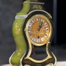 Немецкие винтажные настенные полочные часы с боем Винтажные настенные полочные часы Нёвшатель с приятным боем - запоминающийся ценный подарок на юбилей шефу руководителю