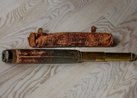 Настоящая антикварная подзорная труба 19 века из Англии «Hughes London» в оригинальном кожаном чехле