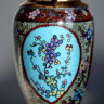 Шикарная старинная керосиновая лампа на основании из бронзы, украшенная перегородчатой эмалью "клуазоне" (фр. Cloisonné) - ценный подарок любимой женщине руководителю