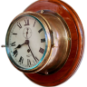 Большие английские морские часы середины 20 века SMITHS EMPIRE на деревянном основании. Эти часы почищены и смазаны, остаются в отличном оригинальном рабочем состоянии. Отличный подарок моряку, подводнику состоятельному капитану или богатому владельцу яхт