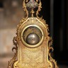 Что подарить на юбилей состоятельным у которых все есть? Для этого подойдут редкие Французские антикварные каминные бронзовые часы с красивым часовым и получасовым боем - оригинальный элемент для оформления любого интерьера. Купите каминные часы с боем в 