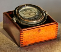 Антикварный морской компас «WILCOX, CRITTENDEN & Co., Inc.» с историей