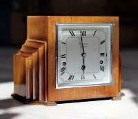 Старинные английские кабинетные часы J.W.Benson с четвертным боем Westminster