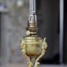 Антикварная бронзовая Французская керосиновая лампа классических форм в стиле Ампир. Эта лампа была произведена в конце 19 века и остается в прекрасном работоспособном состоянии. Купите пнтикварную лампу в подарок в магазине КупиАнтик™ с доставкой по Росс
