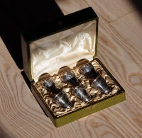 Набор из 6 посеребренных стопок в коробке (Франция, начало 20 века)