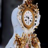 Необычный удивляющий подарок женщине руководителю маме бабушке: антикварные французские часы "Букет" с боем Шикарные антикварные кабинетные настольные часы с боем "Букет"