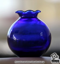 Винтажная миниатюрная цветочная вазочка "пикфлёр", кобальтовое стекло, США