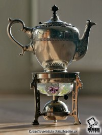 Антикварный английский чайник-бульотка с горелкой в серебренном корпусе