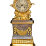 Редкие каминные часы в стиле «Ампир» с боем, Франция начало 19 века, позолоченная бронза. Классические антикварные Французские часы эпохи правления императора Наполеона I - необычный ценный подарок на юбилей состоятельному политику или бизнесмену.